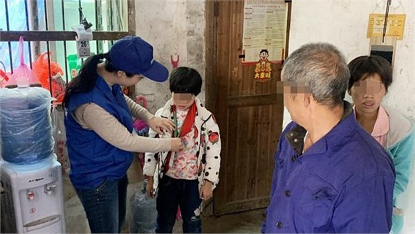 金秋送暖，湖南省慈善總會走訪貧困精神障礙患者